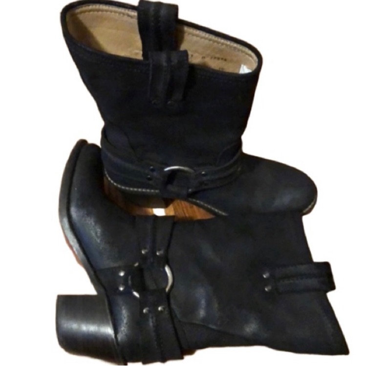 Frye Harness